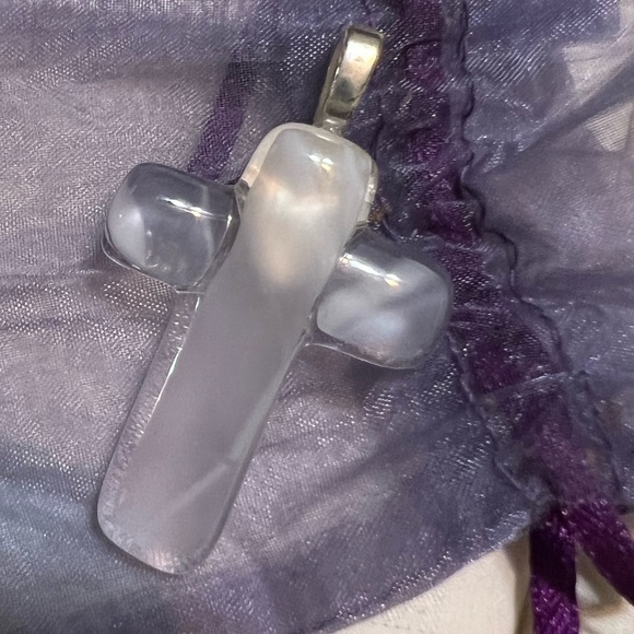****Donated****White clear stone cross pendant - Picture 1 of 4